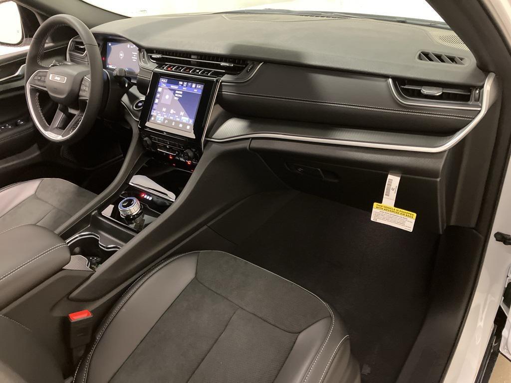 new 2025 Jeep Grand Cherokee L car, priced at $49,880