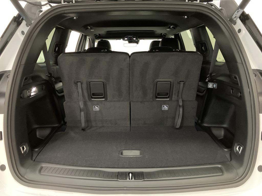 new 2025 Jeep Grand Cherokee L car, priced at $49,880