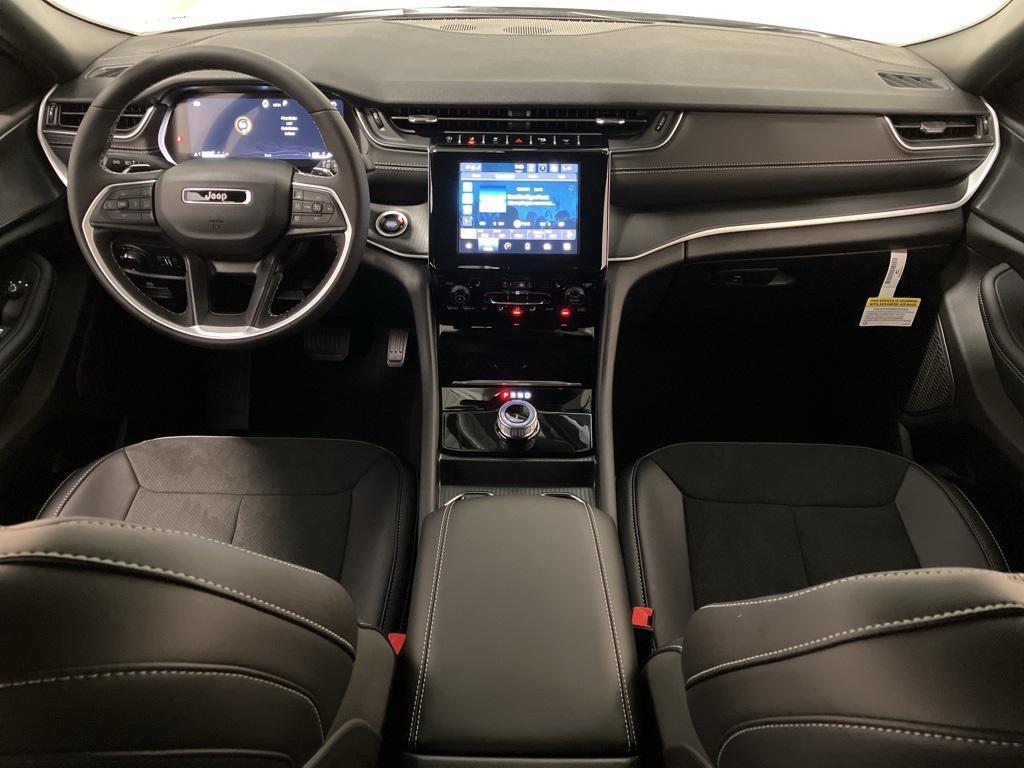 new 2025 Jeep Grand Cherokee L car, priced at $49,880