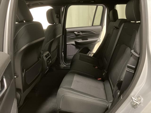 new 2025 Jeep Grand Cherokee car, priced at $41,772