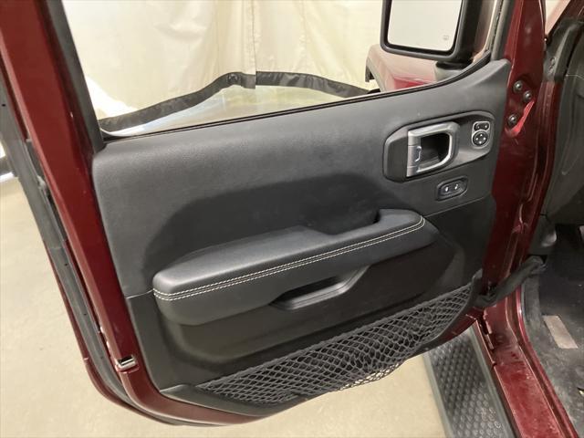 used 2021 Jeep Wrangler Unlimited car, priced at $34,874