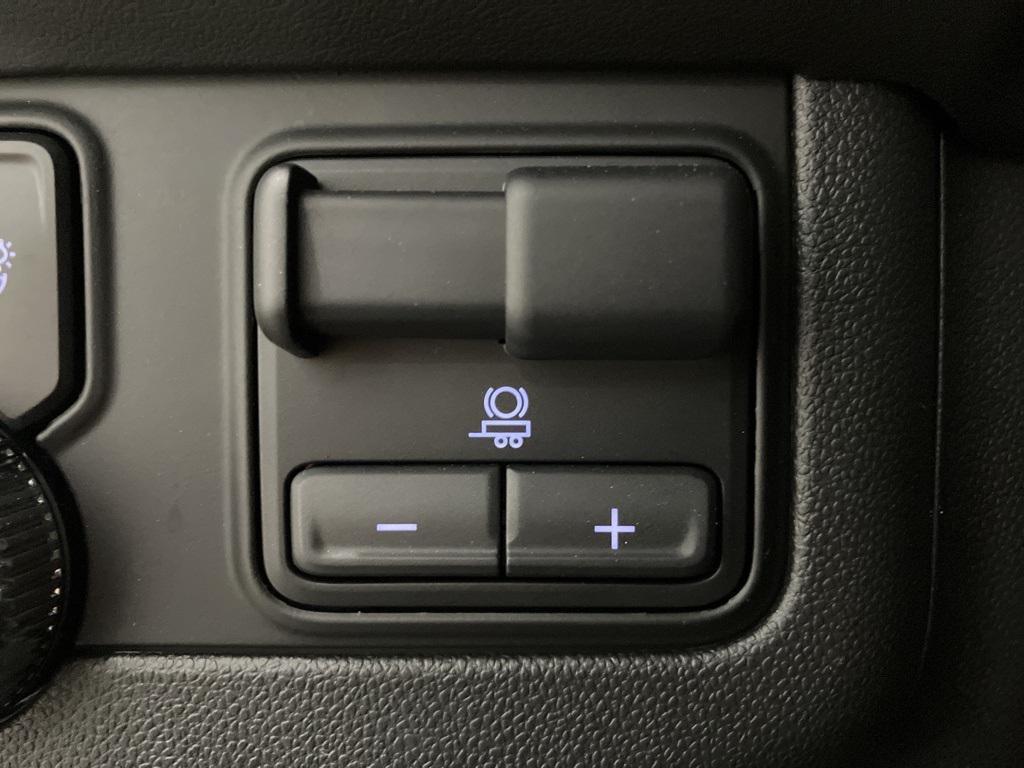 used 2024 GMC Yukon car, priced at $68,951