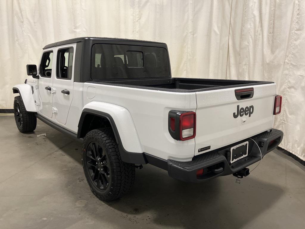 new 2025 Jeep Gladiator car, priced at $44,935