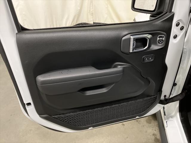 new 2025 Jeep Gladiator car, priced at $46,435