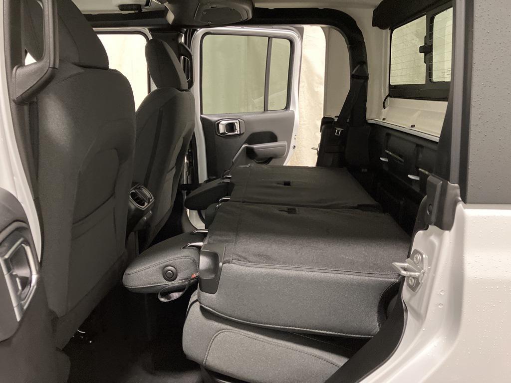 new 2025 Jeep Gladiator car, priced at $44,935
