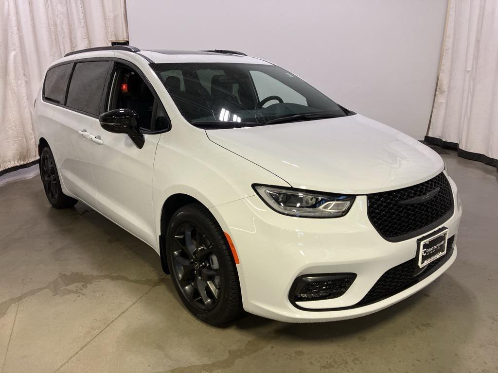 new 2026 Chrysler Pacifica car, priced at $49,900