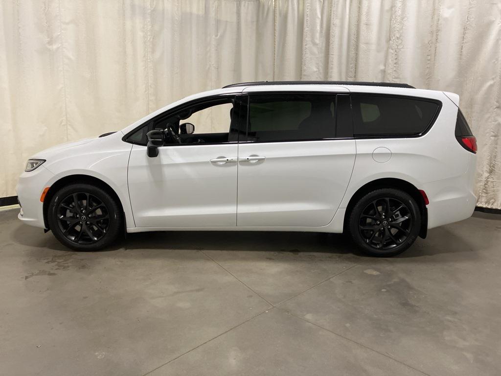 new 2026 Chrysler Pacifica car, priced at $49,900