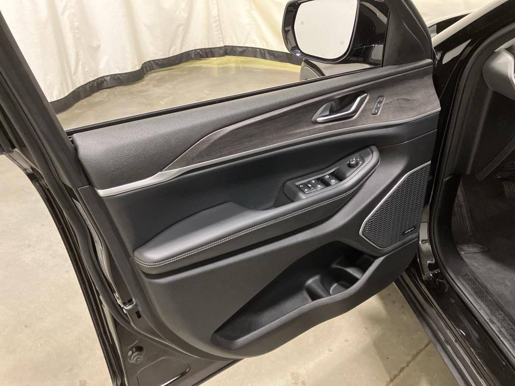used 2021 Jeep Grand Cherokee L car, priced at $28,143