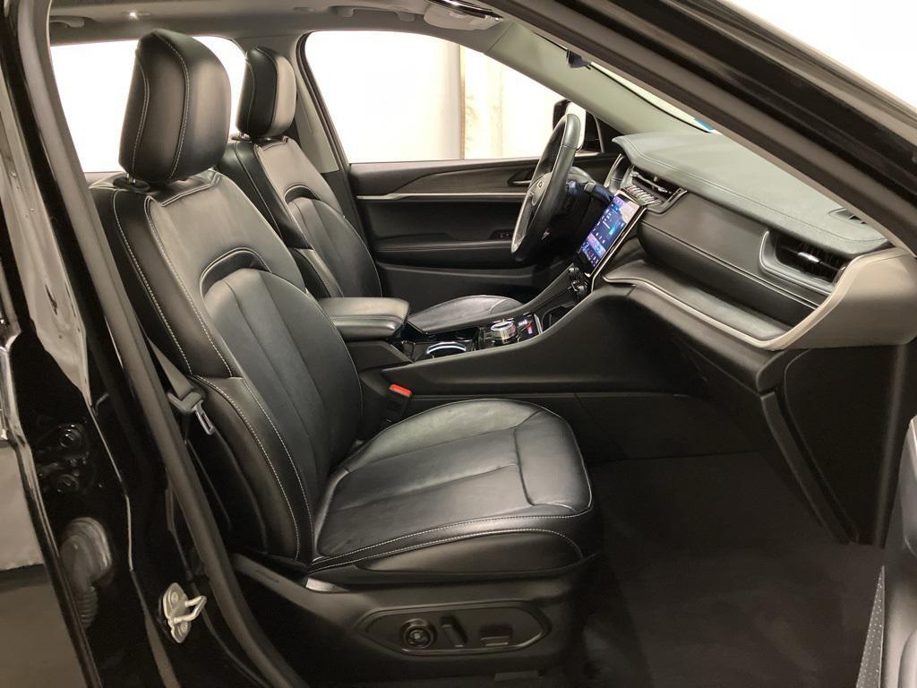 used 2021 Jeep Grand Cherokee L car, priced at $28,143