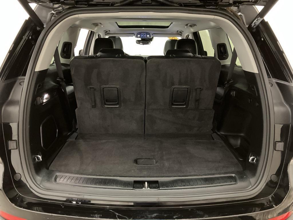 used 2021 Jeep Grand Cherokee L car, priced at $28,143