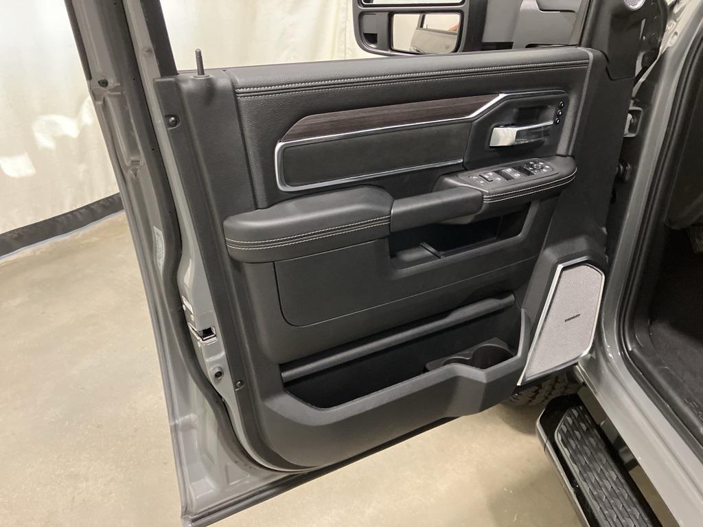 new 2025 Ram 2500 car, priced at $68,065