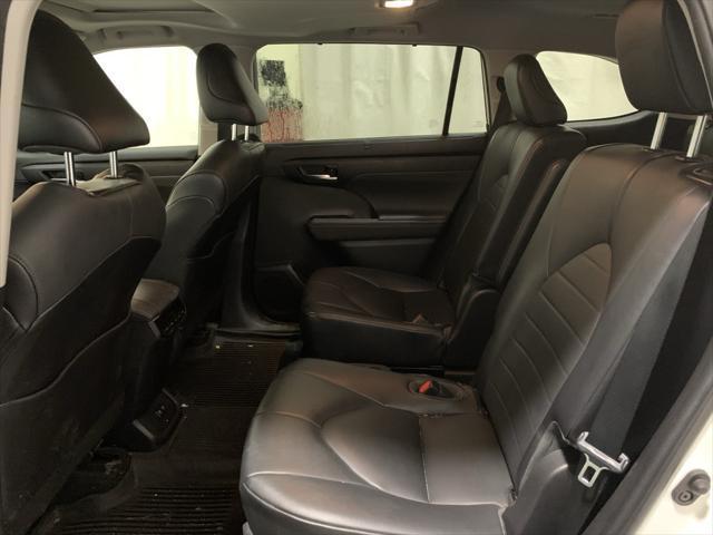 used 2021 Toyota Highlander car, priced at $30,833