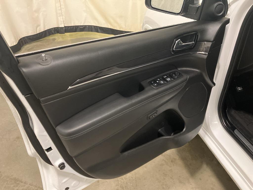 used 2019 Jeep Grand Cherokee car, priced at $21,246