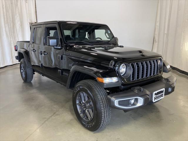 new 2024 Jeep Gladiator car, priced at $46,232