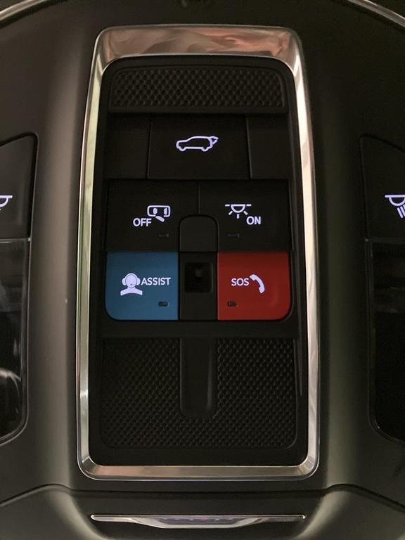 used 2024 Jeep Grand Cherokee car, priced at $37,431