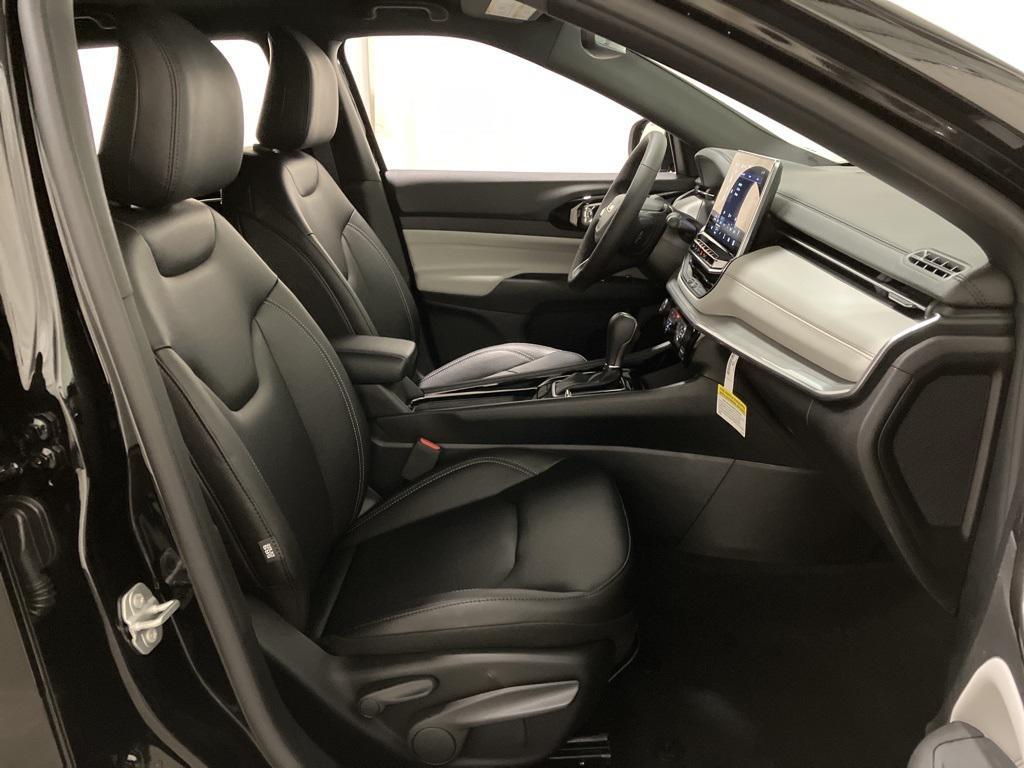 new 2025 Jeep Compass car, priced at $32,843