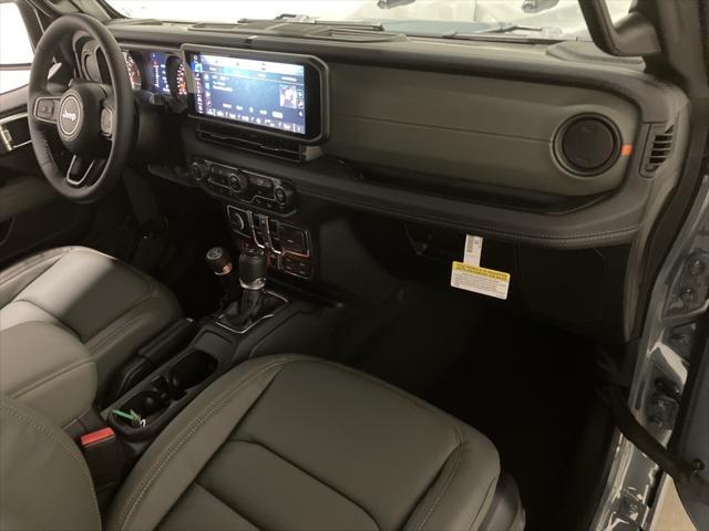 new 2025 Jeep Gladiator car, priced at $55,652