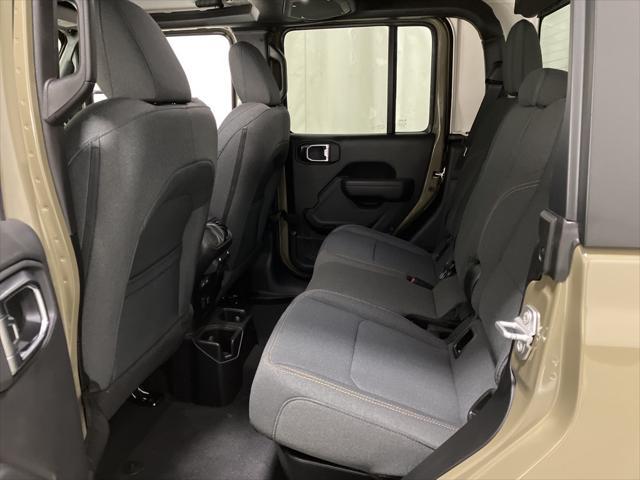 new 2025 Jeep Gladiator car, priced at $47,380