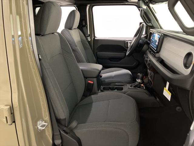 new 2025 Jeep Gladiator car, priced at $47,380
