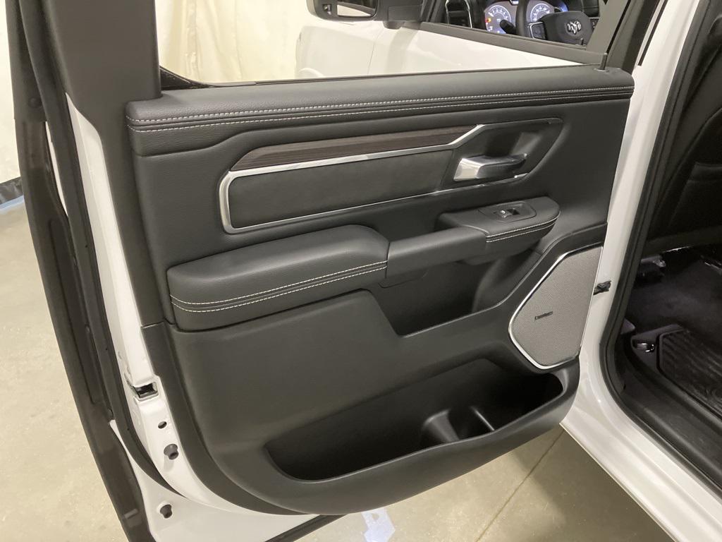 new 2025 Ram 1500 car, priced at $76,655