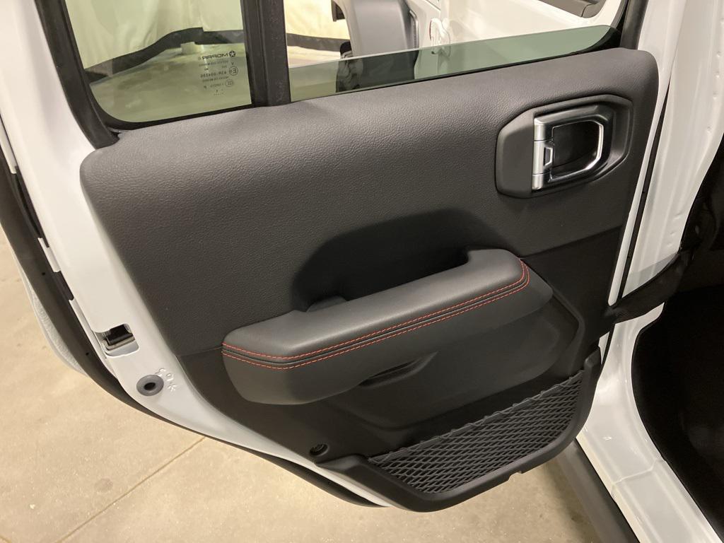 new 2025 Jeep Wrangler car, priced at $55,895