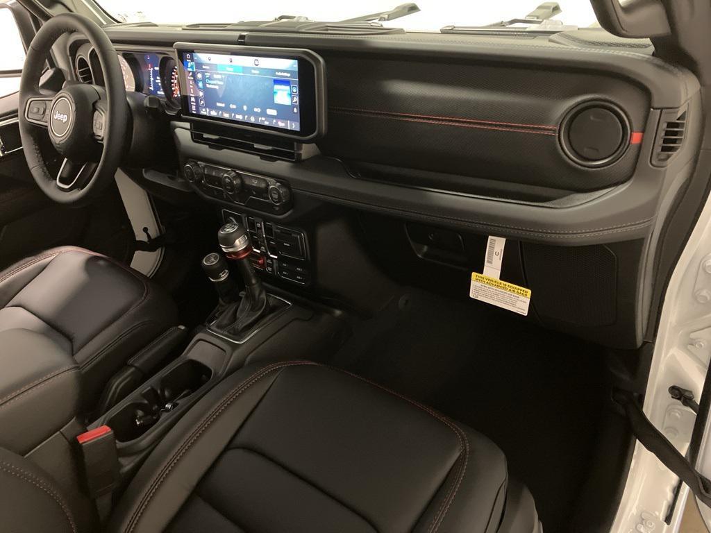 new 2025 Jeep Wrangler car, priced at $55,895