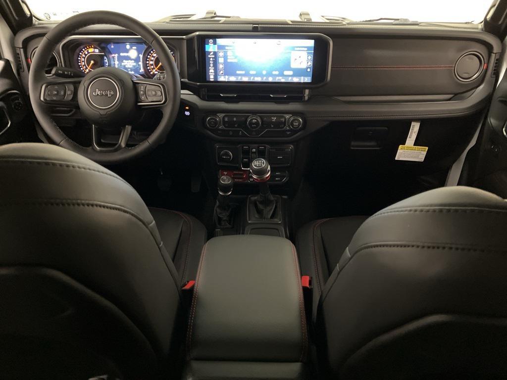 new 2025 Jeep Wrangler car, priced at $55,895