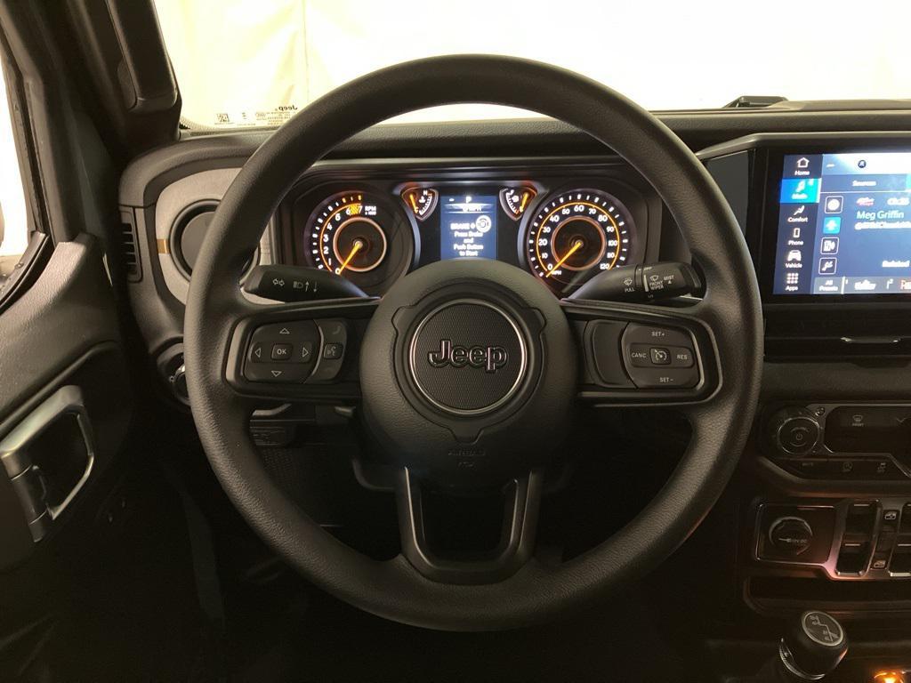 new 2026 Jeep Wrangler car, priced at $43,785