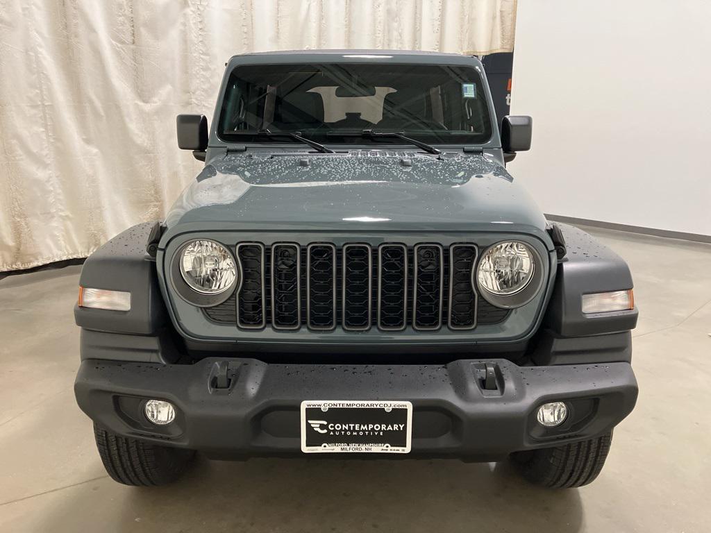 new 2026 Jeep Wrangler car, priced at $43,785