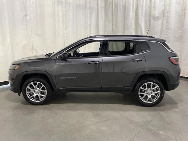used 2022 Jeep Compass car, priced at $24,996