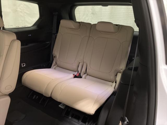 new 2025 Jeep Grand Cherokee L car, priced at $49,797