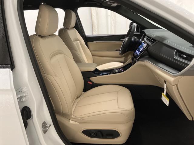 new 2025 Jeep Grand Cherokee L car, priced at $49,797