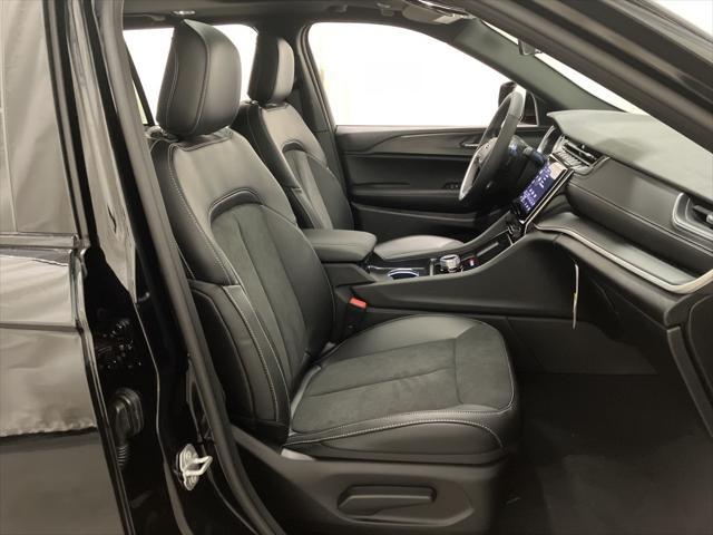 new 2025 Jeep Grand Cherokee car, priced at $43,710