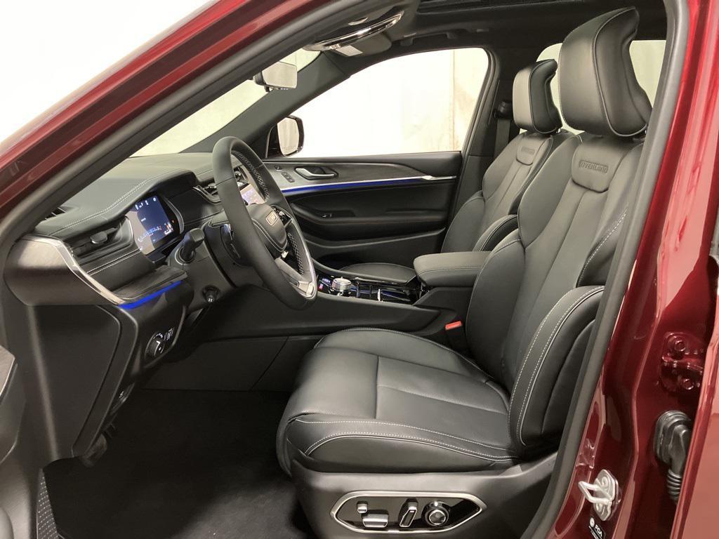 new 2025 Jeep Grand Cherokee L car, priced at $62,050