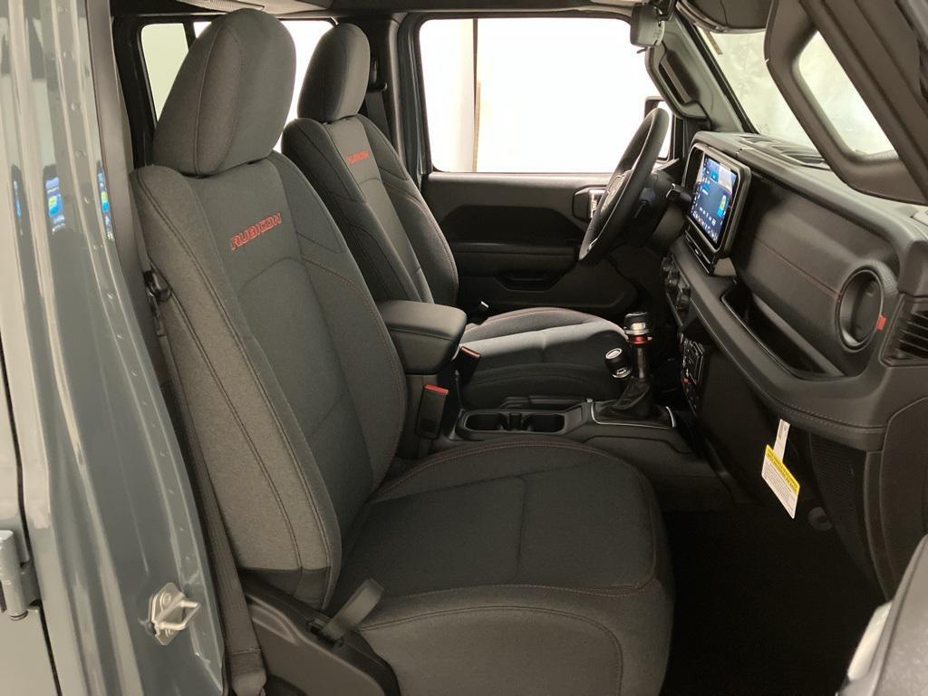 new 2025 Jeep Wrangler car, priced at $53,305