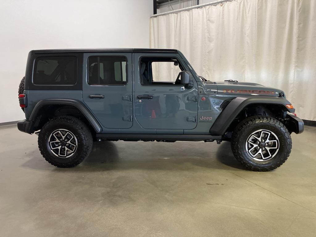 new 2025 Jeep Wrangler car, priced at $53,305