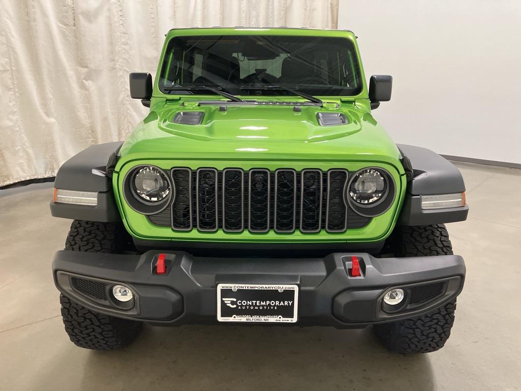 new 2025 Jeep Wrangler car, priced at $57,585
