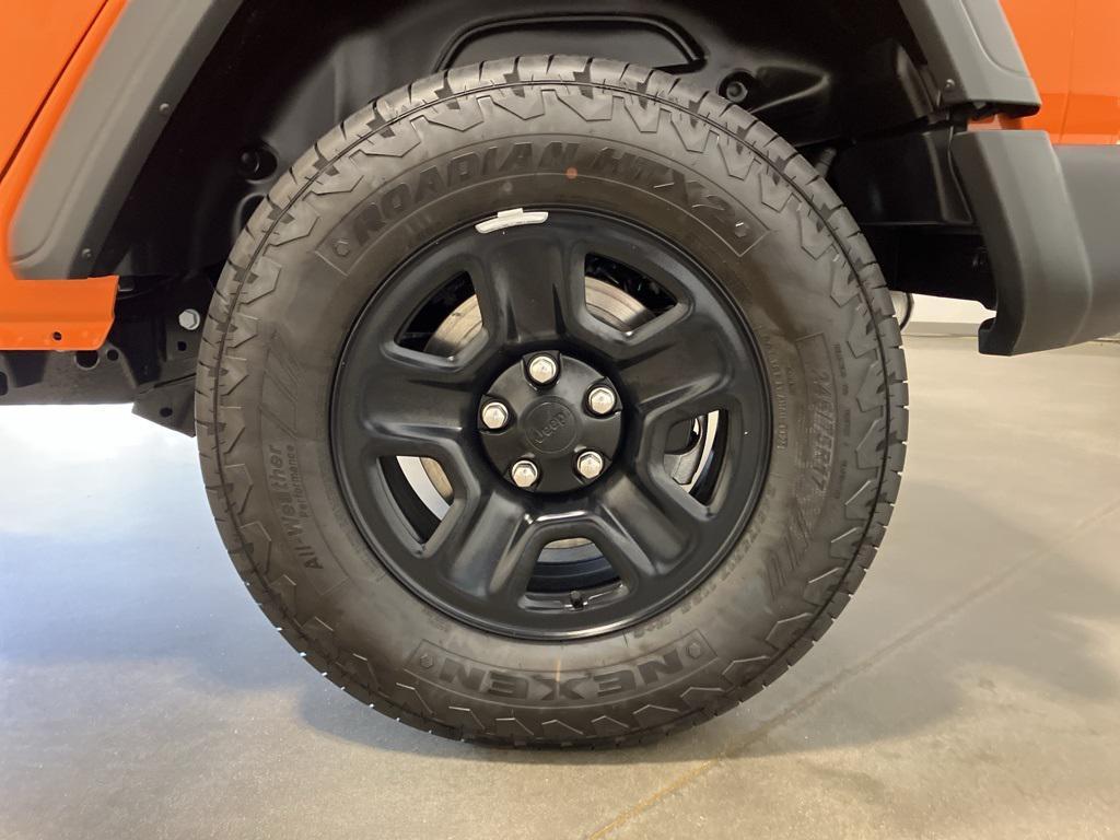 new 2025 Jeep Wrangler car, priced at $37,680