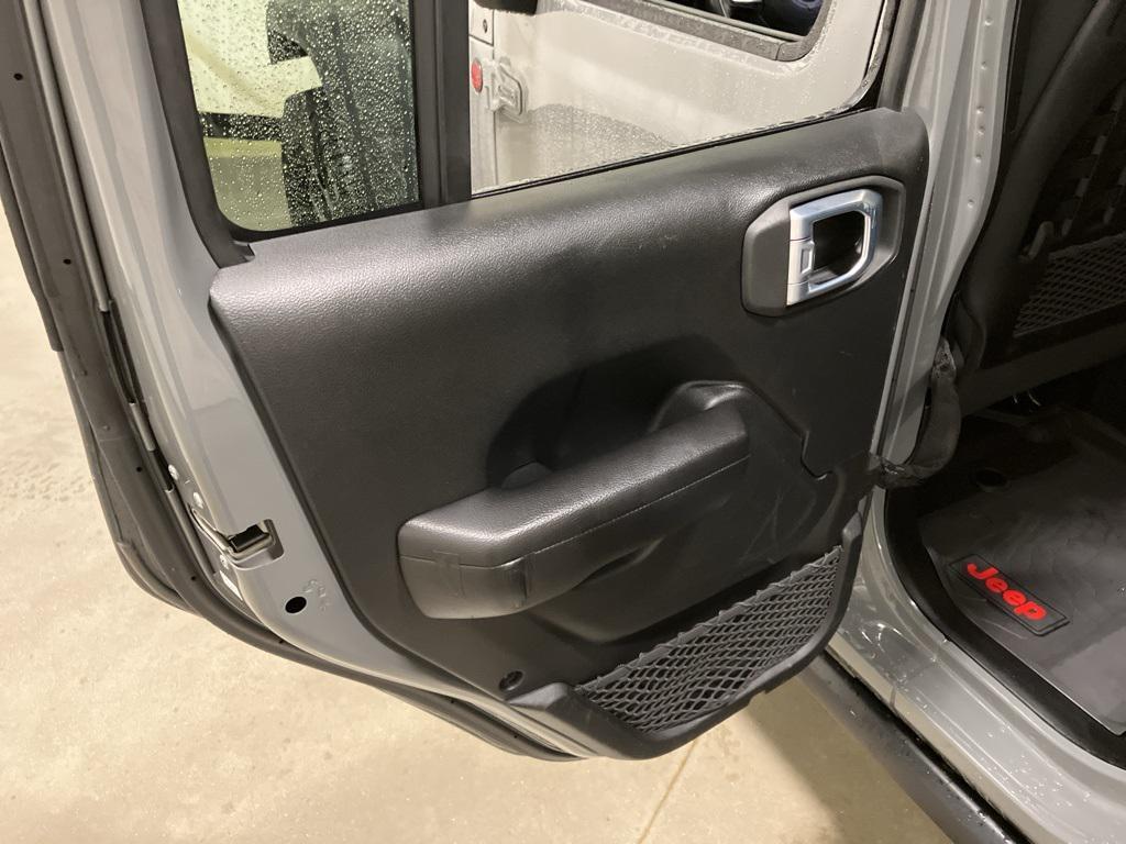 used 2021 Jeep Wrangler Unlimited car, priced at $32,897