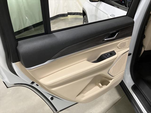 used 2021 Jeep Grand Cherokee L car, priced at $32,511