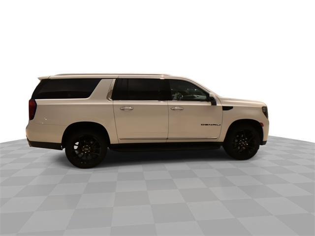 used 2022 GMC Yukon XL car, priced at $64,500