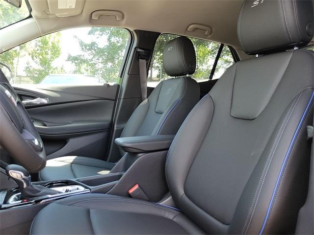 new 2025 Buick Encore GX car, priced at $24,457