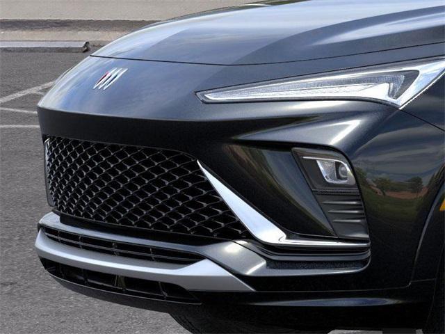 new 2025 Buick Envista car, priced at $31,589