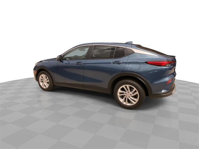 new 2025 Buick Envista car, priced at $26,630