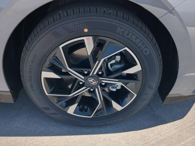 new 2025 Hyundai Sonata car, priced at $27,650