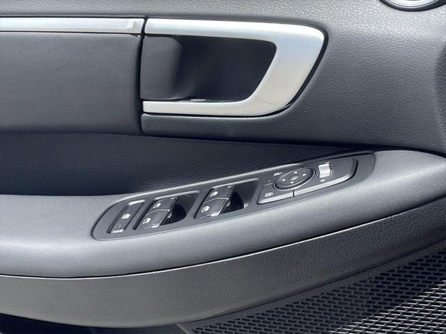 new 2025 Hyundai Sonata car, priced at $29,305