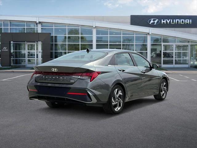 new 2025 Hyundai Elantra car, priced at $31,125