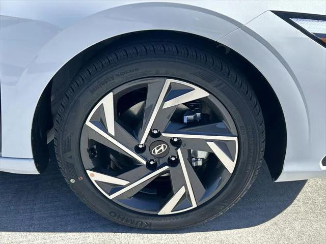 new 2025 Hyundai Elantra car, priced at $23,591