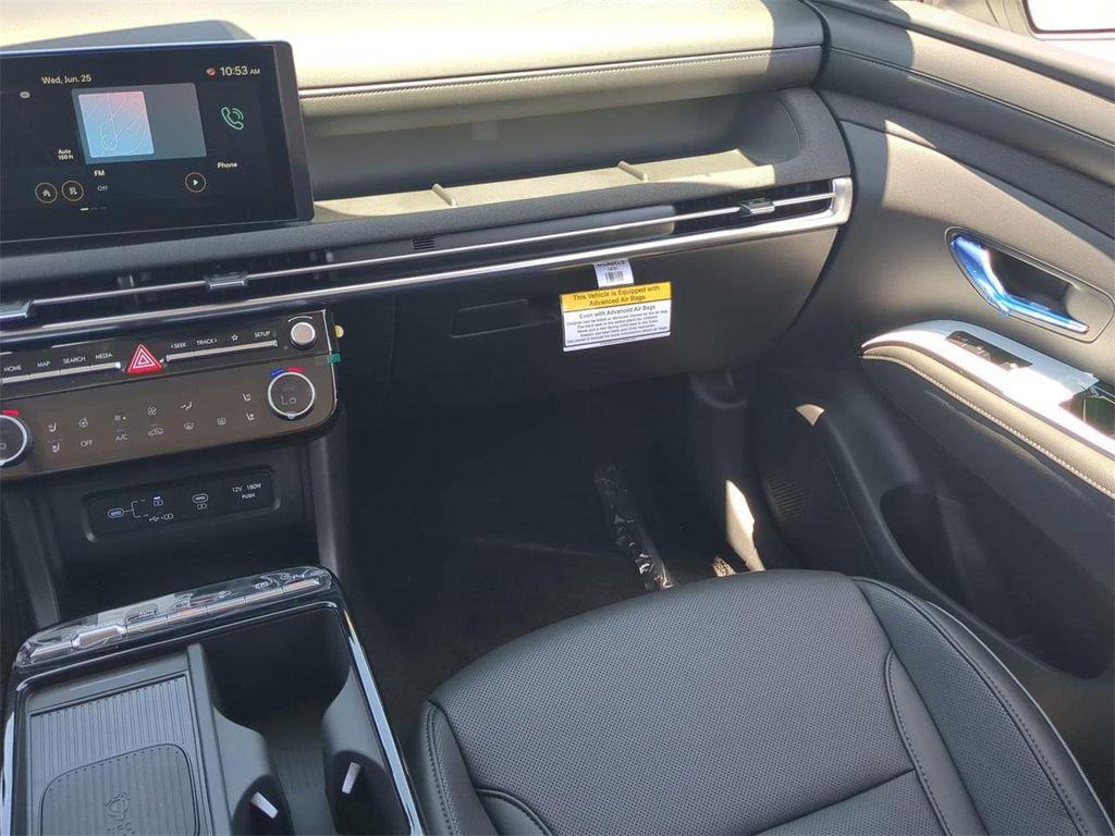 new 2025 Hyundai Tucson car, priced at $37,175