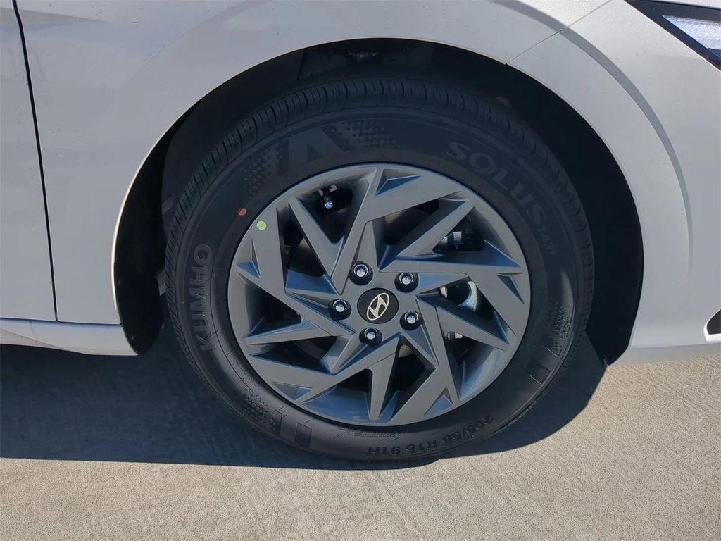 new 2026 Hyundai ELANTRA HEV car, priced at $27,103